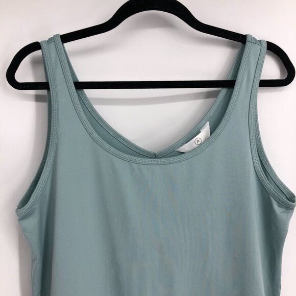 Reitmans Seafoam Blue/Green Rounded Square Neck Activewear Tank Top size 1x - Picture 2 of 13